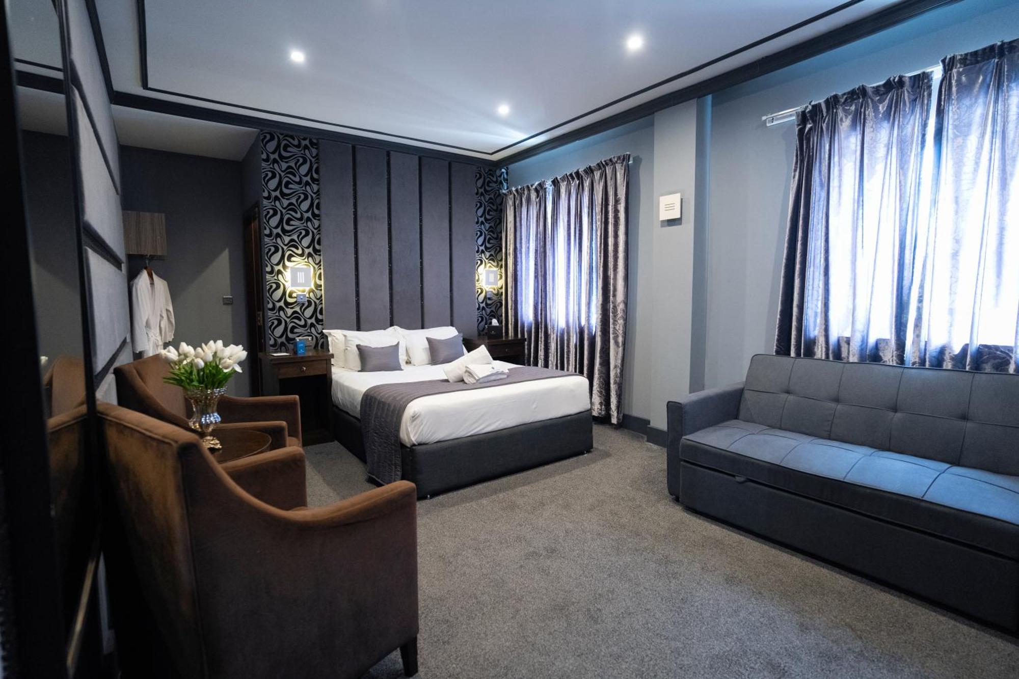 Grand Sapphire Hotel & Banqueting London Borough of London Borough of Croydon Exteriör bild