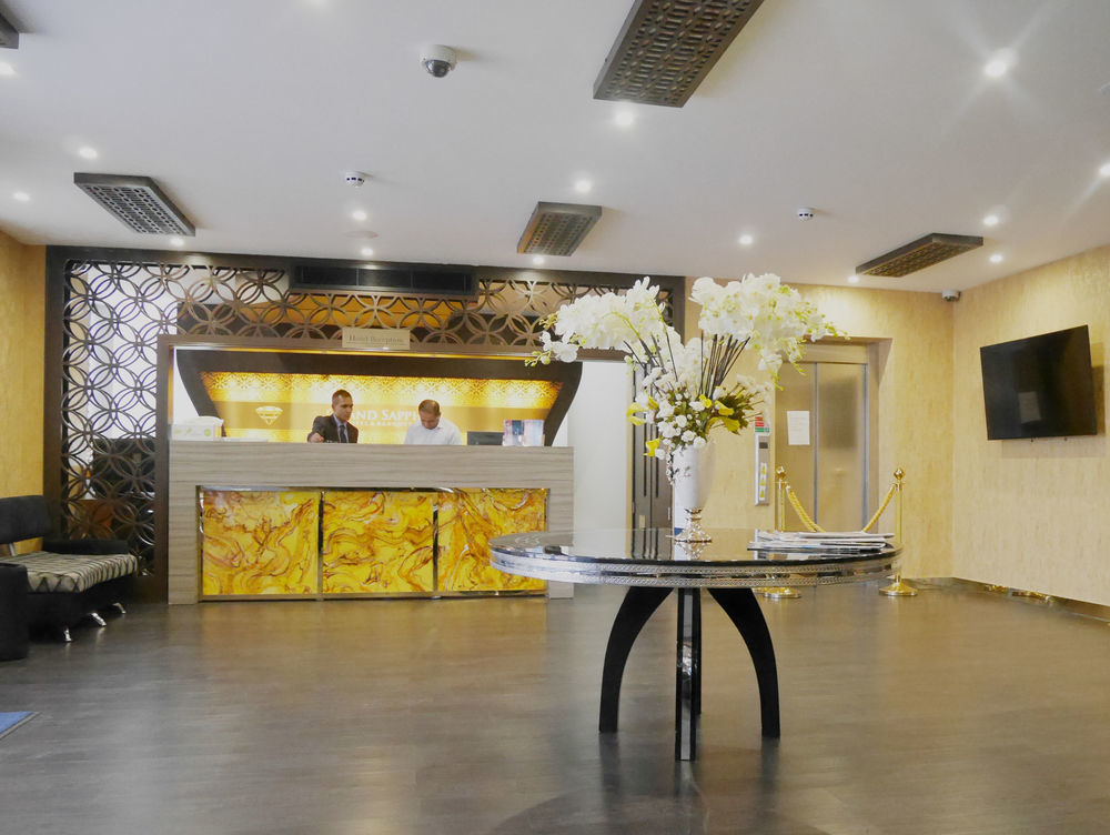 Grand Sapphire Hotel & Banqueting London Borough of London Borough of Croydon Exteriör bild