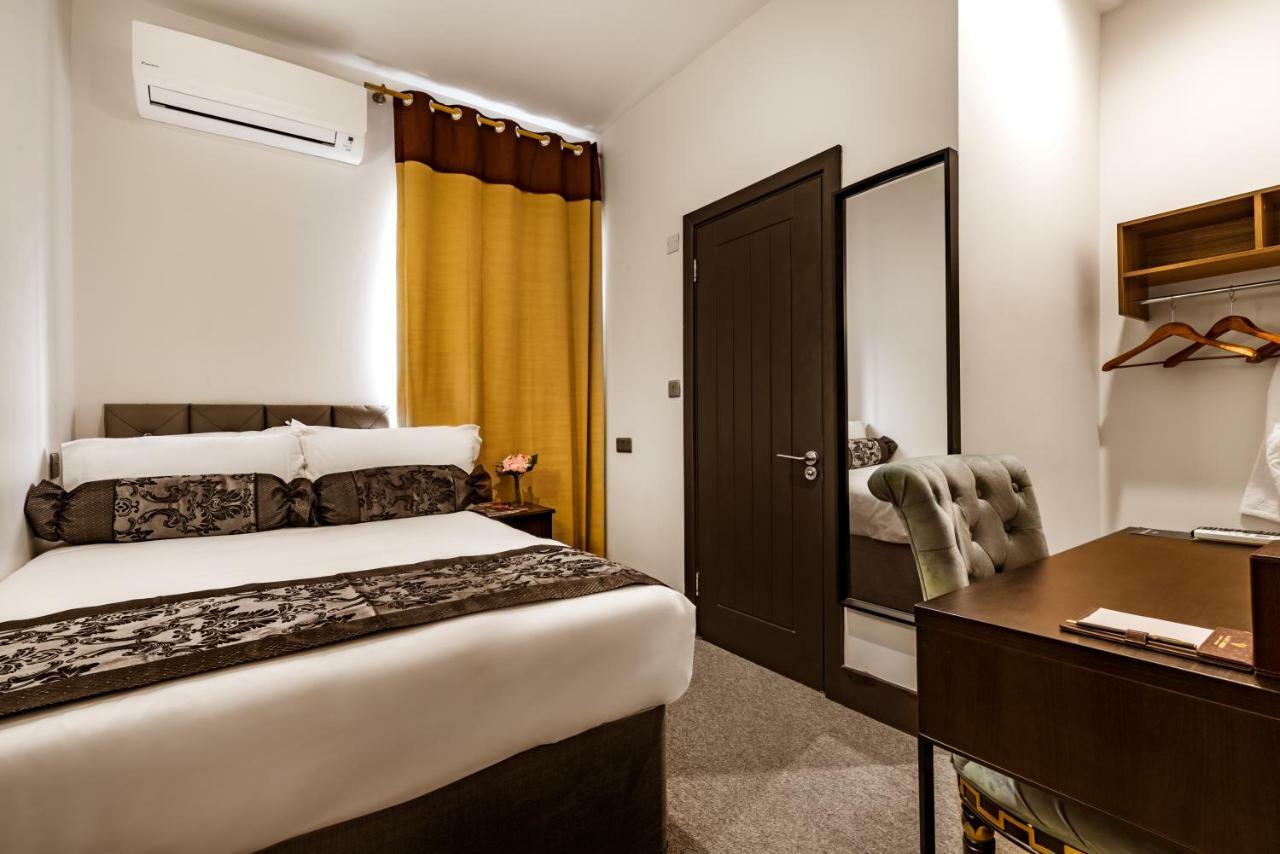 Grand Sapphire Hotel & Banqueting London Borough of London Borough of Croydon Exteriör bild