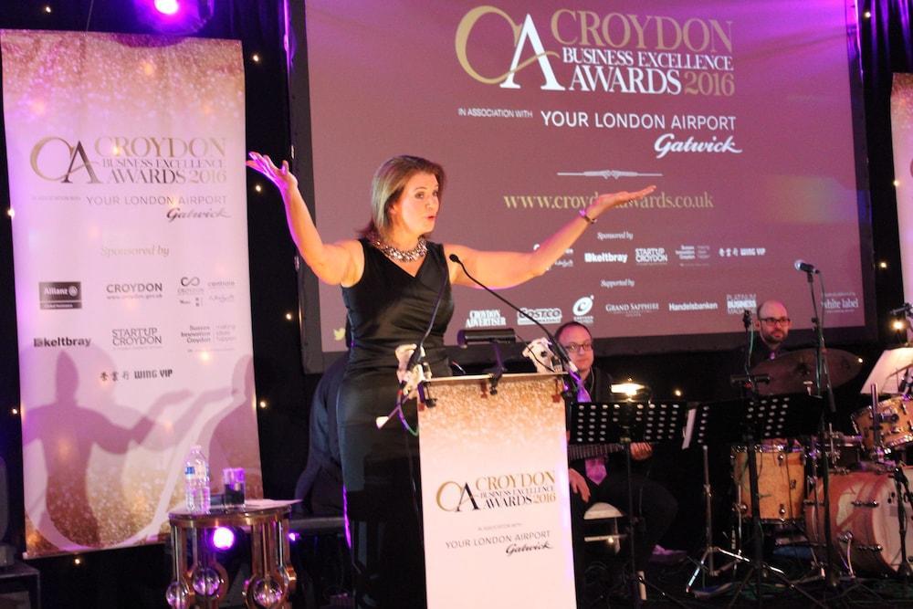 Grand Sapphire Hotel & Banqueting London Borough of London Borough of Croydon Exteriör bild
